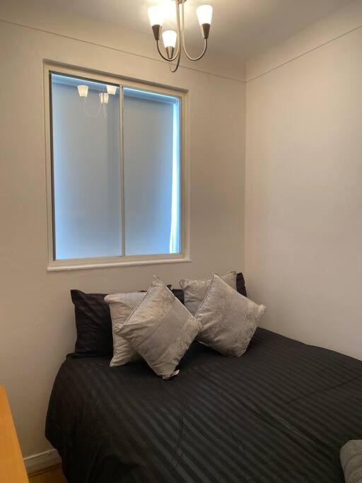 018- Premium Location Regent Park Radley House Apartment London Bagian luar foto